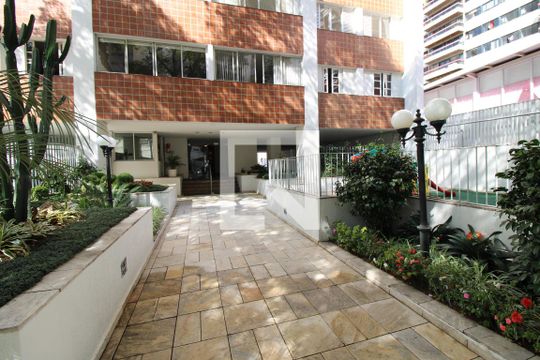 Área comum - Hall de entrada  de apartamento para alugar com 3 quartos, 95m² em Perdizes, São Paulo