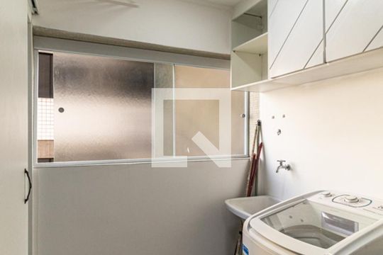 Área de Serviço de apartamento para alugar com 2 quartos, 58m² em Santa Cecilia, São Paulo