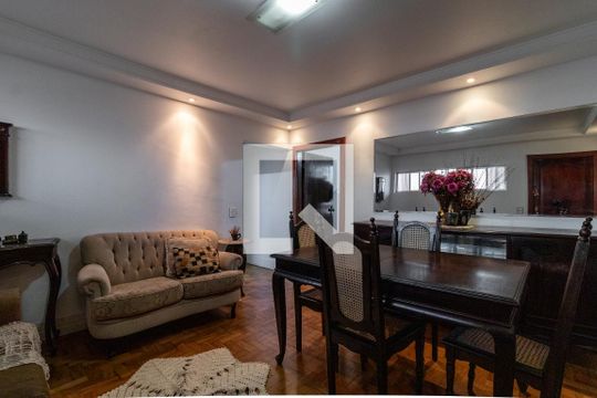Apartamento para alugar com 3 quartos, 80m² em Vila Anglo Brasileira, São Paulo