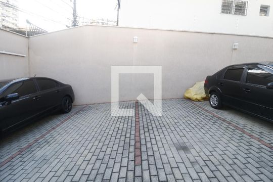 Garagem de casa de condomínio para alugar com 2 quartos, 70m² em Vila Paulicéia, São Paulo