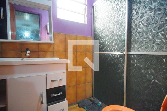 Banheiro de casa à venda com 3 quartos, 130m² em Santo Afonso, Novo Hamburgo