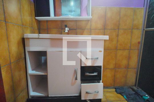 Banheiro de casa à venda com 3 quartos, 130m² em Santo Afonso, Novo Hamburgo