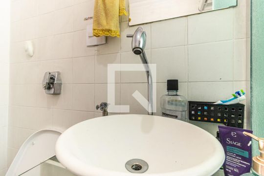 Banheiro - Torneira de apartamento à venda com 2 quartos, 47m² em República, São Paulo