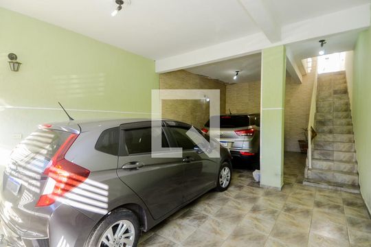 Garagem de casa à venda com 2 quartos, 300m² em Jardim City, Guarulhos