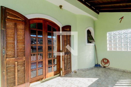 Varanda da Suíte  de casa à venda com 2 quartos, 300m² em Jardim City, Guarulhos