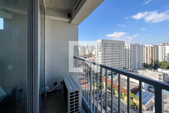 Sacada de kitnet/studio à venda com 1 quarto, 30m² em Indianópolis, São Paulo