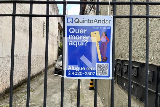 Plaquinha de casa para alugar com 1 quarto, 110m² em Vila Monte Alegre, São Paulo