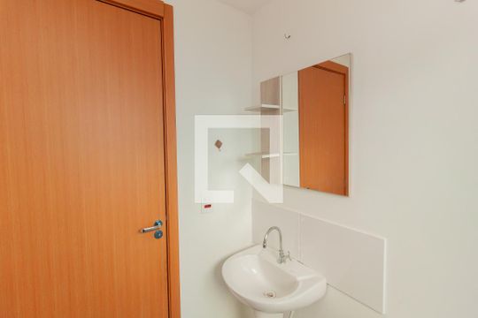 Banheiro de apartamento para alugar com 2 quartos, 39m² em Canudos, Novo Hamburgo