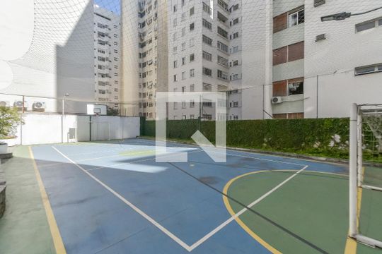 Área comum de apartamento para alugar com 3 quartos, 165m² em Higienópolis, São Paulo
