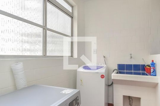 Área de Serviço de apartamento para alugar com 3 quartos, 165m² em Higienópolis, São Paulo