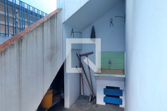 Quintal de casa à venda com 3 quartos, 130m² em Campestre, Santo André