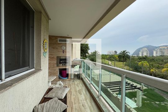 Varanda de apartamento para alugar com 2 quartos, 67m² em Barra da Tijuca, Rio de Janeiro