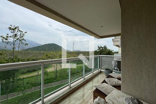 Varanda de apartamento para alugar com 2 quartos, 67m² em Barra da Tijuca, Rio de Janeiro