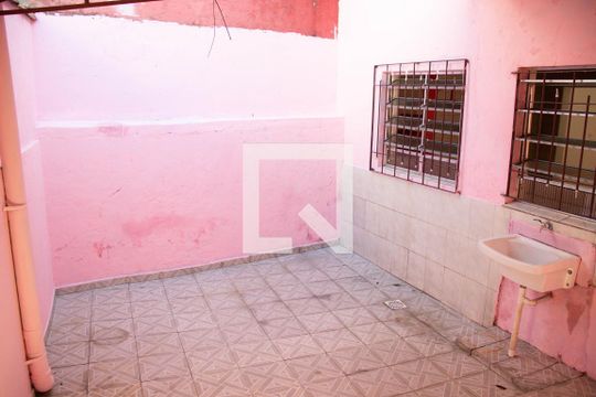 Lavanderia de casa à venda com 3 quartos, 105m² em Vila Curuçá, São Paulo