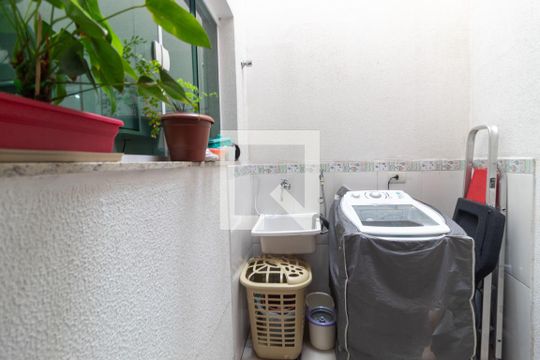 Área de Serviço de casa à venda com 3 quartos, 120m² em Vila São Paulo, São Paulo