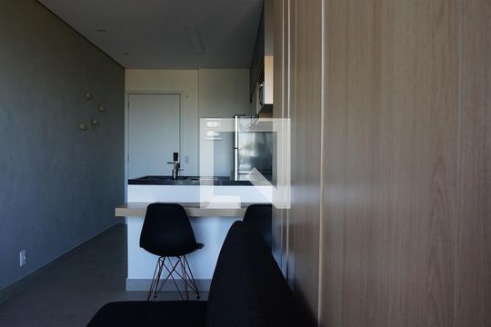 Sala de apartamento à venda com 1 quarto, 38m² em Pinheiros, São Paulo