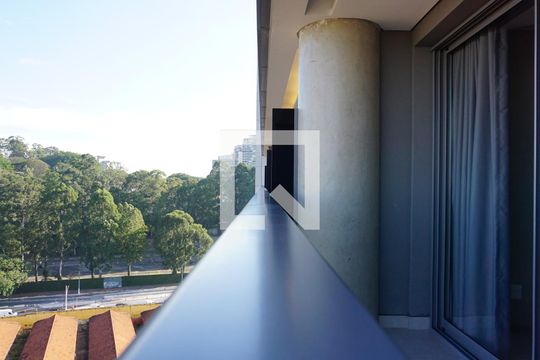 Varanda de apartamento à venda com 1 quarto, 38m² em Pinheiros, São Paulo