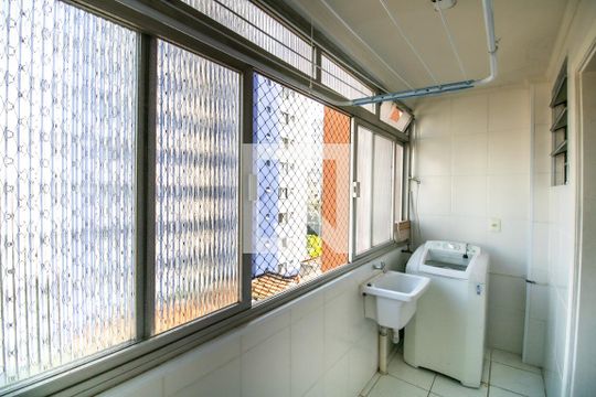 Área de serviço de apartamento à venda com 1 quarto, 62m² em Vila Nova Conceição, São Paulo