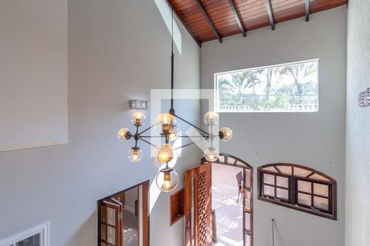 Corredor de casa à venda com 3 quartos, 240m² em Presidente Altino, Osasco