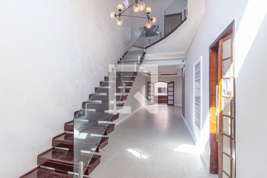Sala de casa à venda com 3 quartos, 240m² em Presidente Altino, Osasco