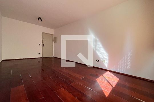 Sala de apartamento para alugar com 1 quarto, 54m² em Vila Guarani (zona Sul), São Paulo