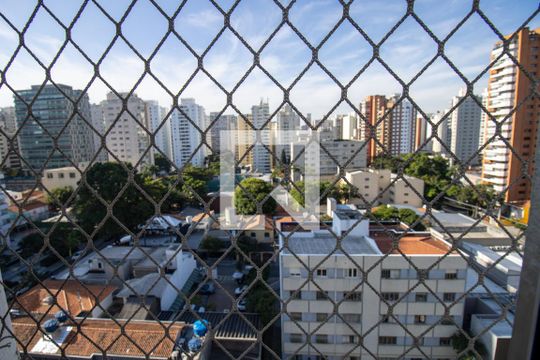 Suíte de casal - vista de apartamento à venda com 2 quartos, 75m² em Indianópolis, São Paulo