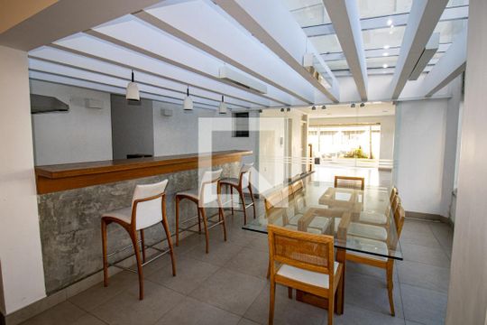 Área social de apartamento à venda com 2 quartos, 75m² em Indianópolis, São Paulo