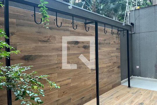 Bicicletário de kitnet/studio à venda com 1 quarto, 18m² em Perdizes, São Paulo