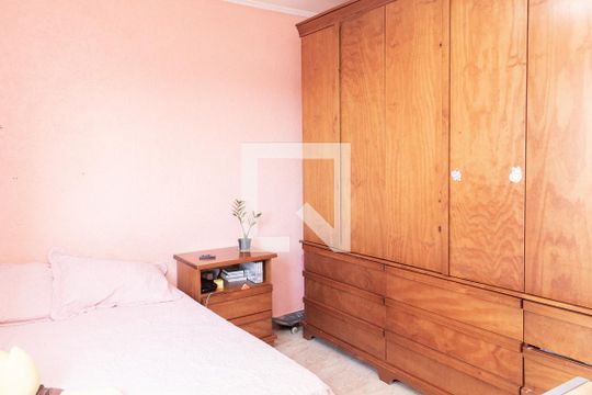 Quarto 2 de casa à venda com 3 quartos, 264m² em Jardim Santa Mena, Guarulhos