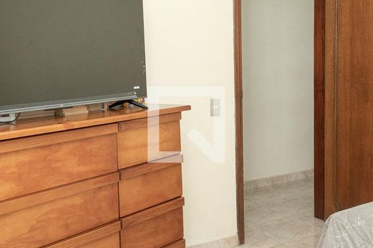 Quarto 3 de casa à venda com 3 quartos, 264m² em Jardim Santa Mena, Guarulhos