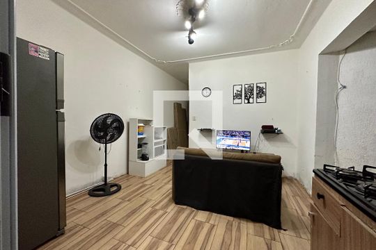Sala/Cozinha de apartamento à venda com 1 quarto, 35m² em Centro Histórico, Porto Alegre