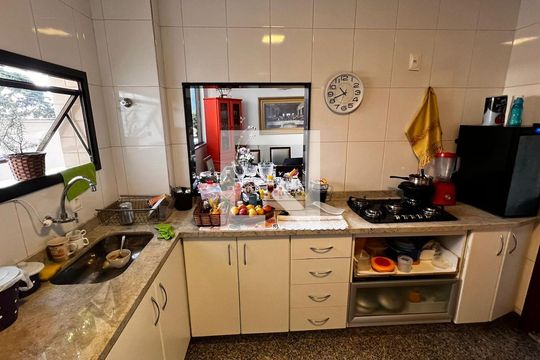 Cozinha de apartamento à venda com 4 quartos, 227m² em Liberdade, Belo Horizonte