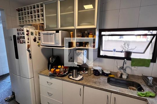 Cozinha de apartamento à venda com 4 quartos, 227m² em Liberdade, Belo Horizonte