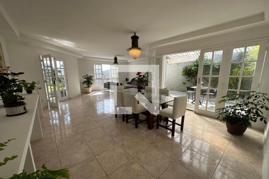 Casa de Condomínio à venda com 4 quartos, 278m² em Anil, Rio de Janeiro