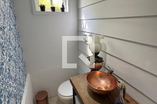 Lavabo de casa de condomínio à venda com 4 quartos, 278m² em Anil, Rio de Janeiro