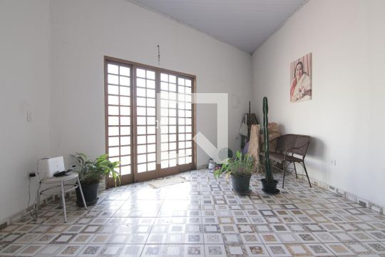 Sala 2 de casa à venda com 2 quartos, 294m² em Vila Salete, São Paulo