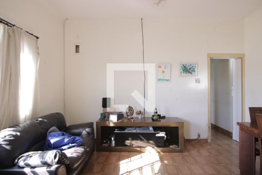 Casa à venda com 2 quartos, 294m² em Vila Salete, São Paulo