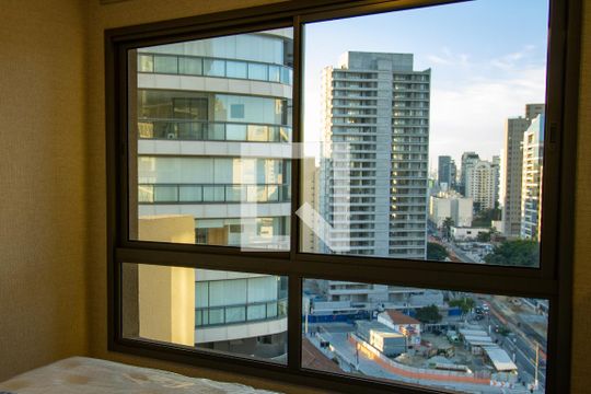 Quarto - vista de apartamento para alugar com 1 quarto, 27m² em Vila Nova Conceição, São Paulo