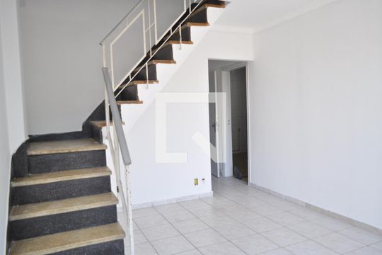 Sala de casa para alugar com 3 quartos, 120m² em Vila Medeiros, São Paulo