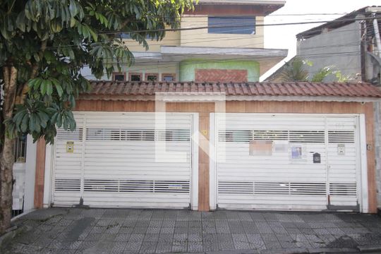 Fachada de casa à venda com 5 quartos, 360m² em Jardim Fernandes, São Paulo