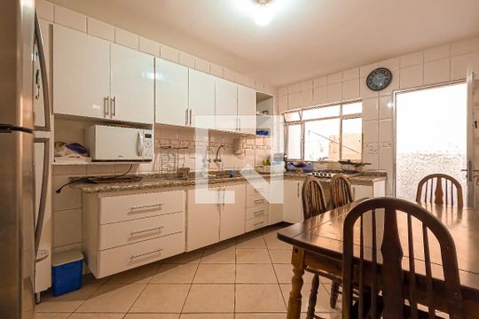 Cozinha de casa para alugar com 3 quartos, 148m² em Jardim Rosa de Franca, Guarulhos
