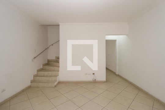 Sala de casa para alugar com 2 quartos, 109m² em Jardim Paraíso, São Paulo