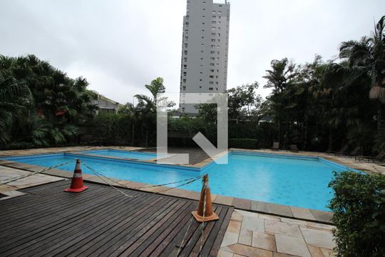 Área comum de apartamento para alugar com 4 quartos, 279m² em Paraíso do Morumbi, São Paulo