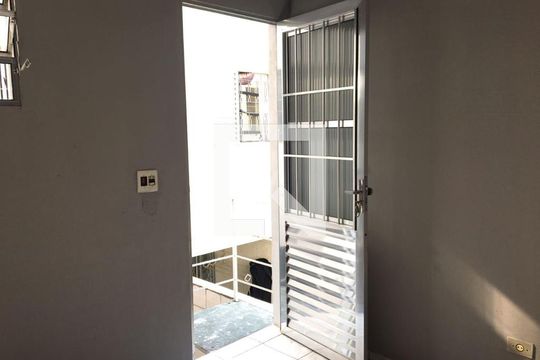 Casa para alugar com 2 quartos, 90m² em Parque Casa de Pedra, São Paulo