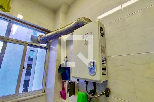 Área serviço de apartamento à venda com 3 quartos, 92m² em Lagoa, Rio de Janeiro