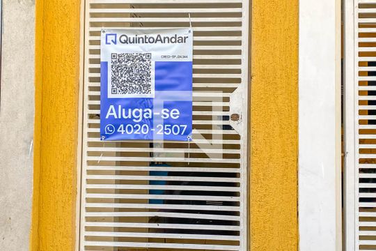 Placa de apartamento para alugar com 2 quartos, 68m² em Nova Petrópolis, São Bernardo do Campo