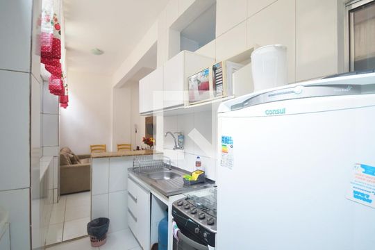 Cozinha de apartamento para alugar com 2 quartos, 75m² em Nazaré, Salvador