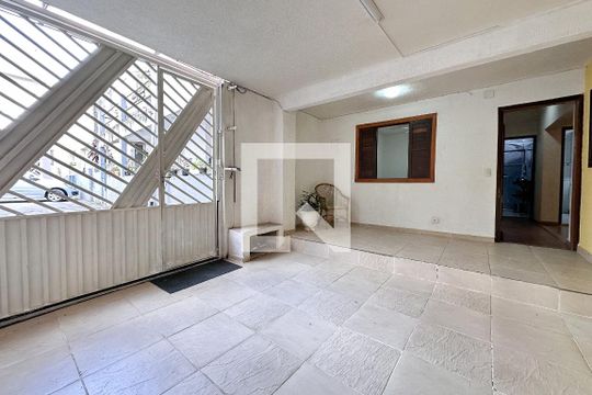 Garagem de casa para alugar com 2 quartos, 90m² em Vila Anglo Brasileira , São Paulo