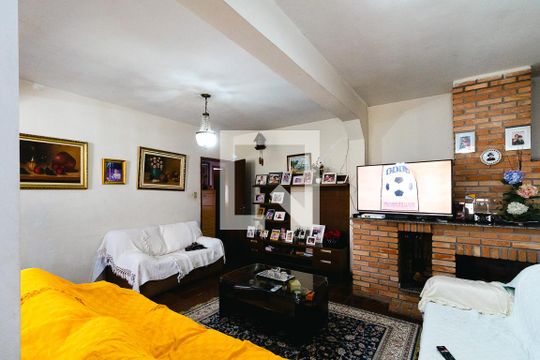 Sala de casa para alugar com 3 quartos, 186m² em Jardim Tamoio, Jundiaí