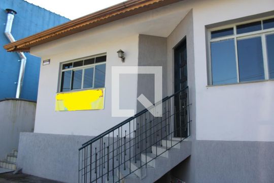 Fachada de casa para alugar com 2 quartos, 97m² em Jardim Valeria, Guarulhos